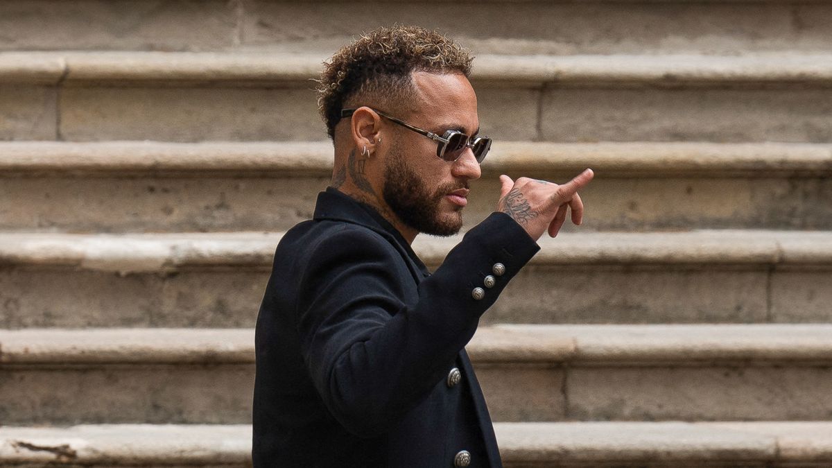 PSG : Cette incroyable scène lors du procès de Neymar à Barcelone